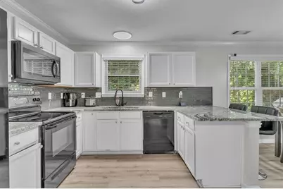 4439 Flat Stone Drive, Snellville, GA 30039 - Photo 8