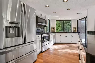 1000 Muirfield Drive, Marietta, GA 30068 - Photo 12