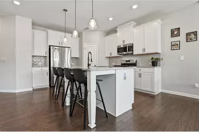 504 Elm Bluff Way, Lawrenceville, GA 30043 - Photo 4