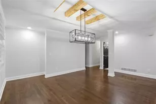 2661 NE Sheila Ln NE, Marietta, GA 30062 - Photo 12