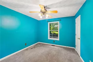 143 Hartwood Dr, Woodstock, GA 30189 - Photo 22