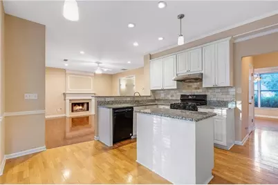 4310 Canterbury Walk Drive, Duluth, GA 30097 - Photo 10