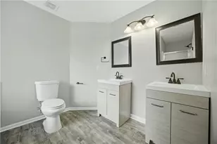 2945 Emerald Springs Dr, Lawrenceville, GA 30045 - Photo 10