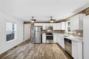 1012 McDaniel St SW, Atlanta, GA 30310 - Photo 6