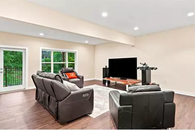 826 Canterbury Overlook, Atlanta, GA 30324 - Photo 18
