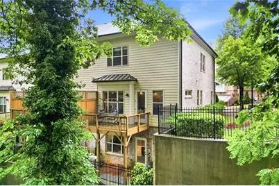 826 Canterbury Overlook, Atlanta, GA 30324 - Photo 32