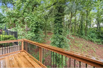 826 Canterbury Overlook, Atlanta, GA 30324 - Photo 14