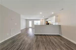 4431 Pinscher St, Union City, GA 30291 - Photo 4