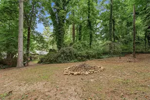3028 Baker Ridge Dr NW, Atlanta, GA 30318 - Photo 36