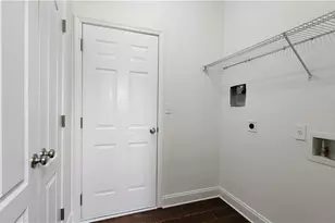 3249 Brockenhurst Dr, Buford, GA 30519 - Photo 30