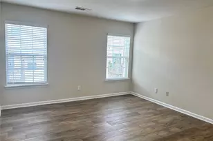 2215 Landing Walk Dr, Duluth, GA 30097 - Photo 10