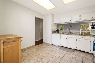 603 Wedgewood Way, Sandy Springs, GA 30350 - Photo 8