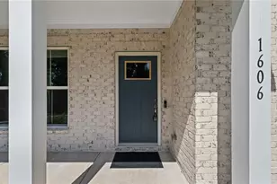 1606 Waterchase Dr, Dacula, GA 30019 - Photo 4