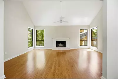 410 N Eagles Bluff, Alpharetta, GA 30022 - Photo 4