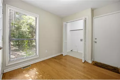 410 N Eagles Bluff, Alpharetta, GA 30022 - Photo 8