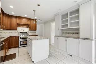 215 Birch Hollow Pl, Alpharetta, GA 30076 - Photo 18