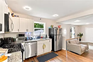 2740 Dale Creek Dr, Atlanta, GA 30318 - Photo 4