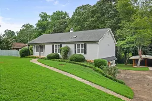 410 Hickory Walk, Woodstock, GA 30188 - Photo 2