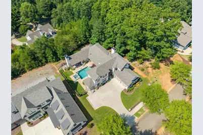 6866 S Bluff Court, Gainesville, GA 30506 - Photo 6