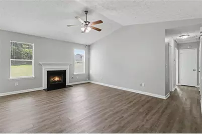 9587 Thomas Downs Lane, Jonesboro, GA 30238 - Photo 4