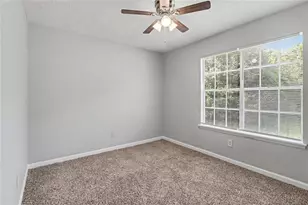 9587 Thomas Downs Ln, Jonesboro, GA 30238 - Photo 12