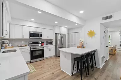 140 Amherst Place NW, Atlanta, GA 30327 - Photo 6