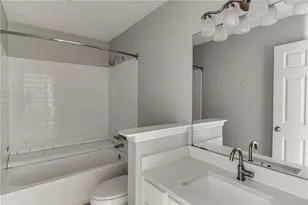 900 Pawnee Pl, Lilburn, GA 30047 - Photo 20
