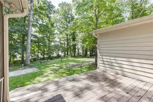 900 Pawnee Pl, Lilburn, GA 30047 - Photo 32