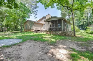900 Pawnee Pl, Lilburn, GA 30047 - Photo 32