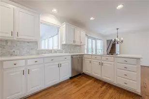 5274 Wyntercreek Way, Dunwoody, GA 30338 - Photo 26