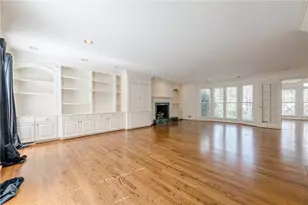 5274 Wyntercreek Way, Dunwoody, GA 30338 - Photo 14
