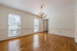 5274 Wyntercreek Way, Dunwoody, GA 30338 - Photo 12
