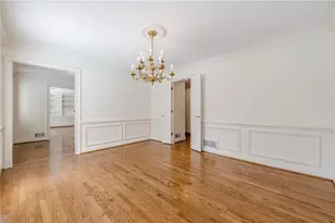 5274 Wyntercreek Way, Dunwoody, GA 30338 - Photo 8