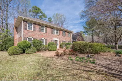 5274 Wyntercreek Way, Dunwoody, GA 30338 - Photo 6