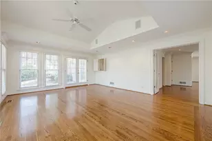 5274 Wyntercreek Way, Dunwoody, GA 30338 - Photo 20