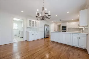 5274 Wyntercreek Way, Dunwoody, GA 30338 - Photo 32