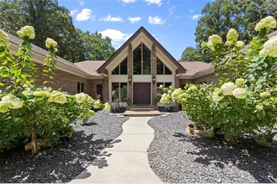 3686 Suwanee Creek Court, Suwanee, GA 30024 - Photo 4