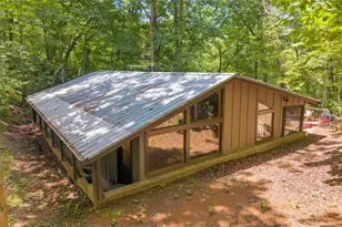 185 Pope Dickson Ln, Clarkesville, GA 30523 - Photo 4