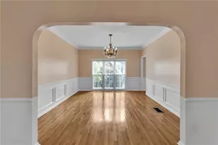915 Chipley Ct, Marietta, GA 30062 - Photo 4