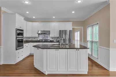 915 Chipley Court, Marietta, GA 30062 - Photo 8