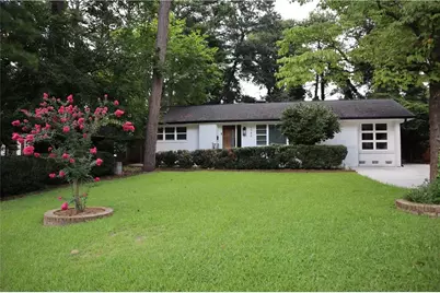1988 Brewer Boulevard SW, Atlanta, GA 30310 - Photo 2