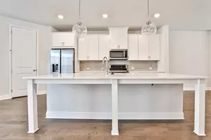 4274 Sand Pine Alley, Doraville, GA 30360 - Photo 8