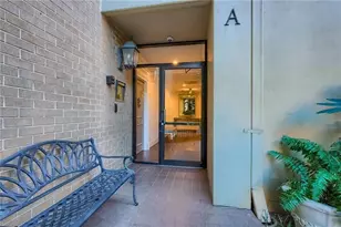 2734 Peachtree Rd NW, Atlanta, GA 30305 - Photo 18