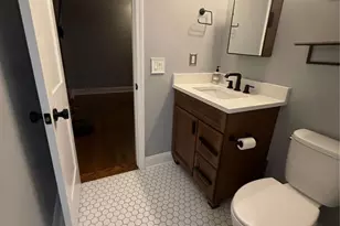 210 Walker St, Atlanta, GA 30313 - Photo 10
