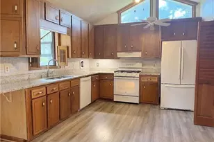 430 Banks Rd, Fayetteville, GA 30214 - Photo 4