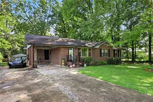 6065 Monica Dr, Morrow, GA 30260 - Photo 6