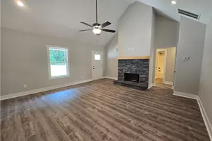 656 Highland Ave, Hartwell, GA 30643 - Photo 6