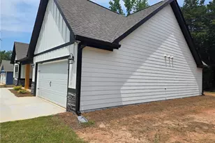 656 Highland Ave, Hartwell, GA 30643 - Photo 4