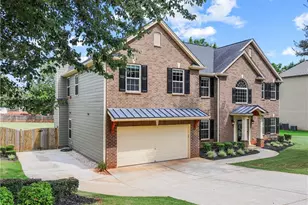 5727 Pleasant Woods Dr, Flowery Branch, GA 30542 - Photo 4