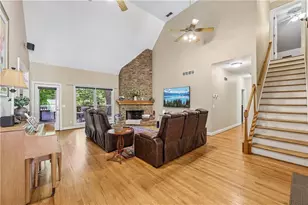 4235 Heather Way, Cumming, GA 30041 - Photo 4